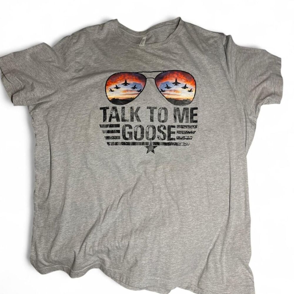 "Talk to Me Goose" Top Gun Movie Quote Graphic Tee Size L
